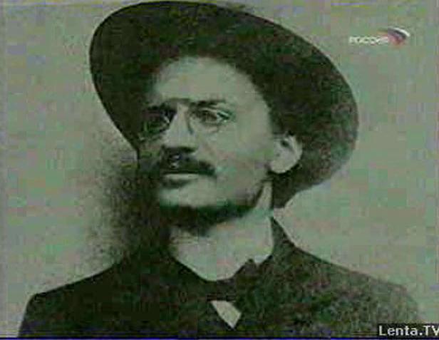 658. ЛЕНИН И ТРОЦКИЙ